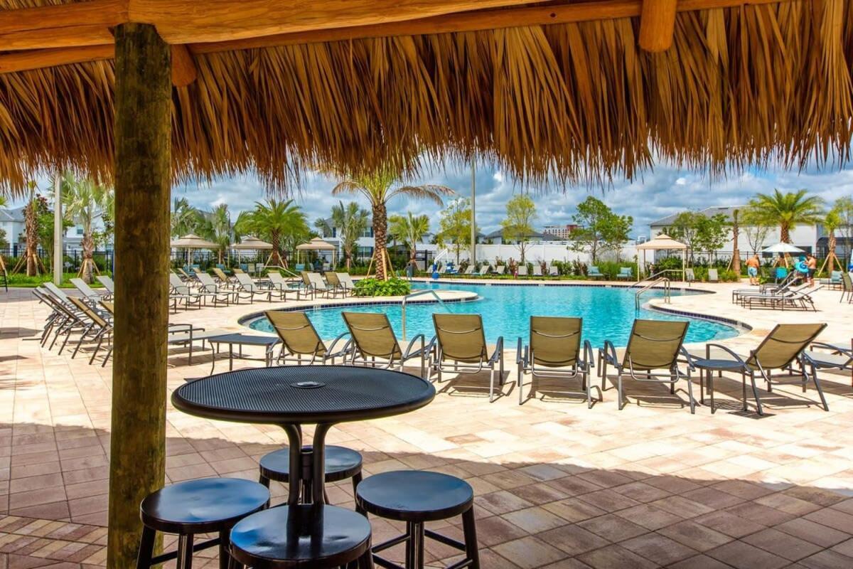Brand New Corner Lot Pond View Vacation Home Kissimmee Kültér fotó
